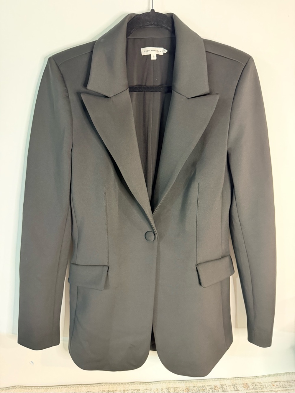 Good American Essential Sculpt Suit Blazer Black